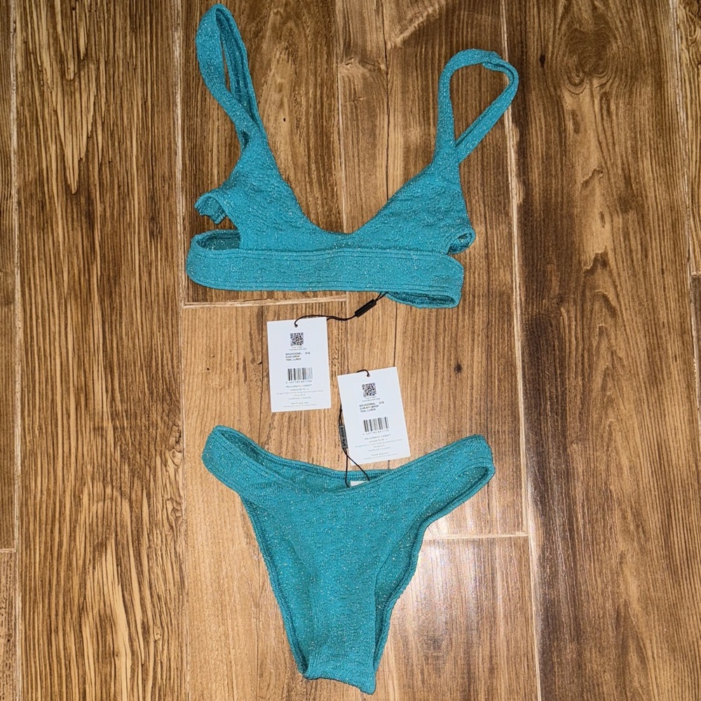 NWT Bond-eye teal lurex set